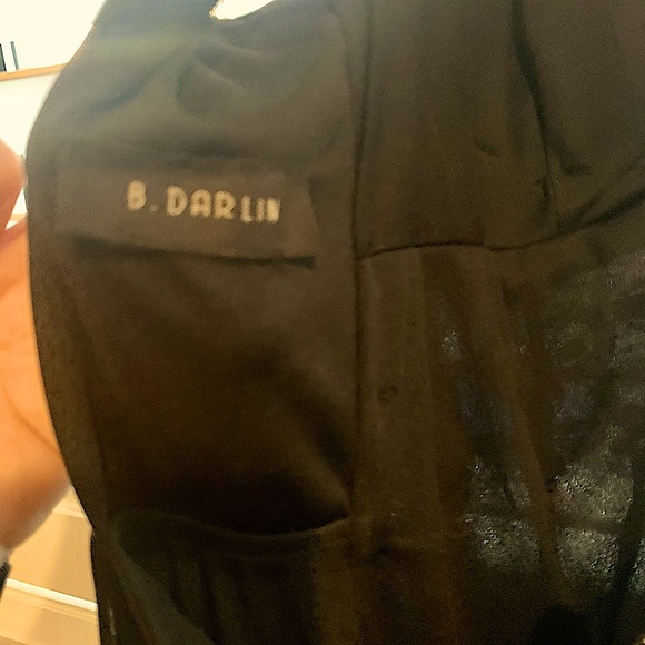 Black formal dress - EUC 8 - stretch Low back - Picture 5 of 8